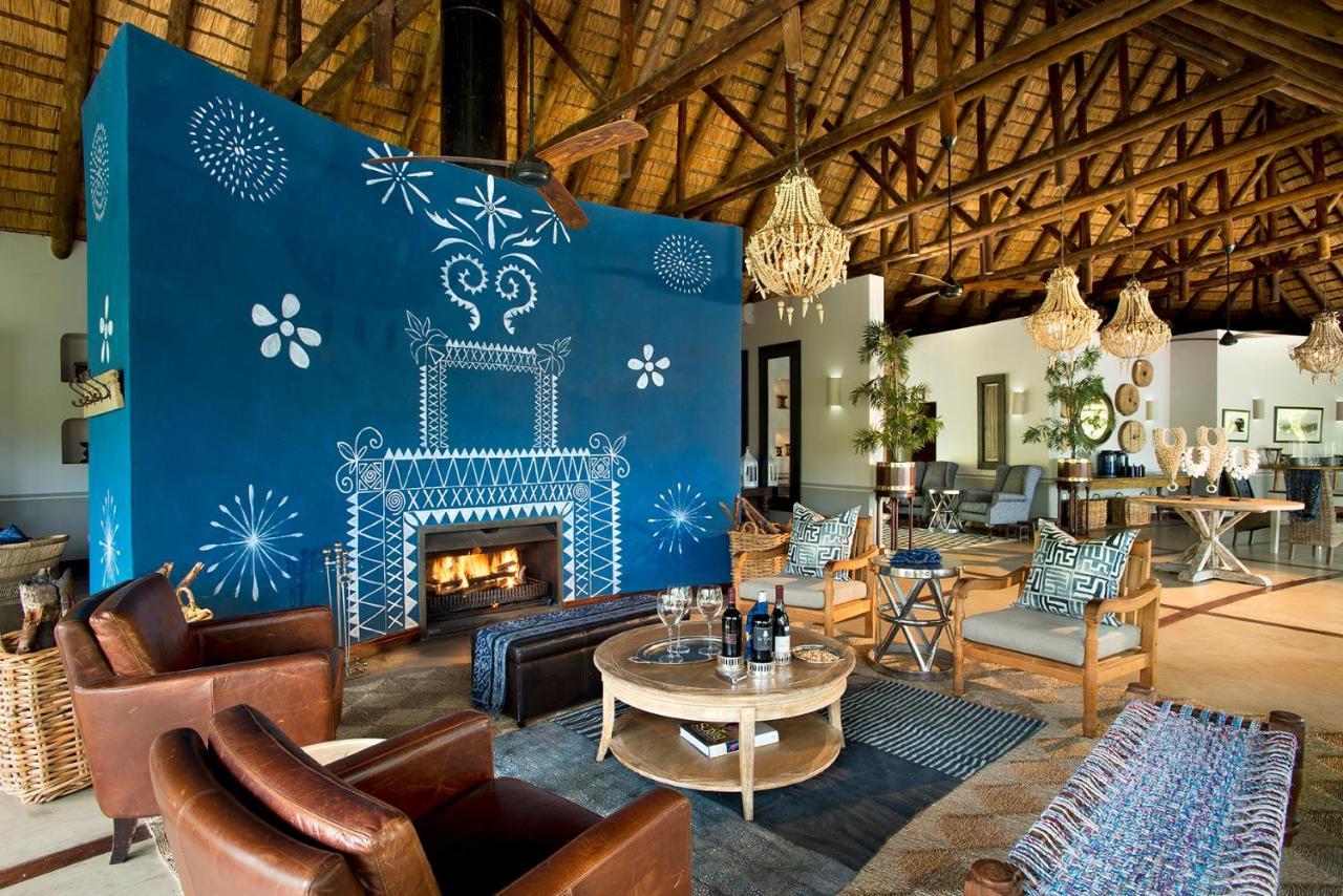 Royal Chundu Island Lodge リビングストン エクステリア 写真